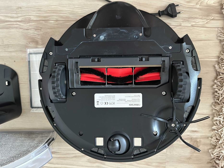 vând roborock s6 maxv