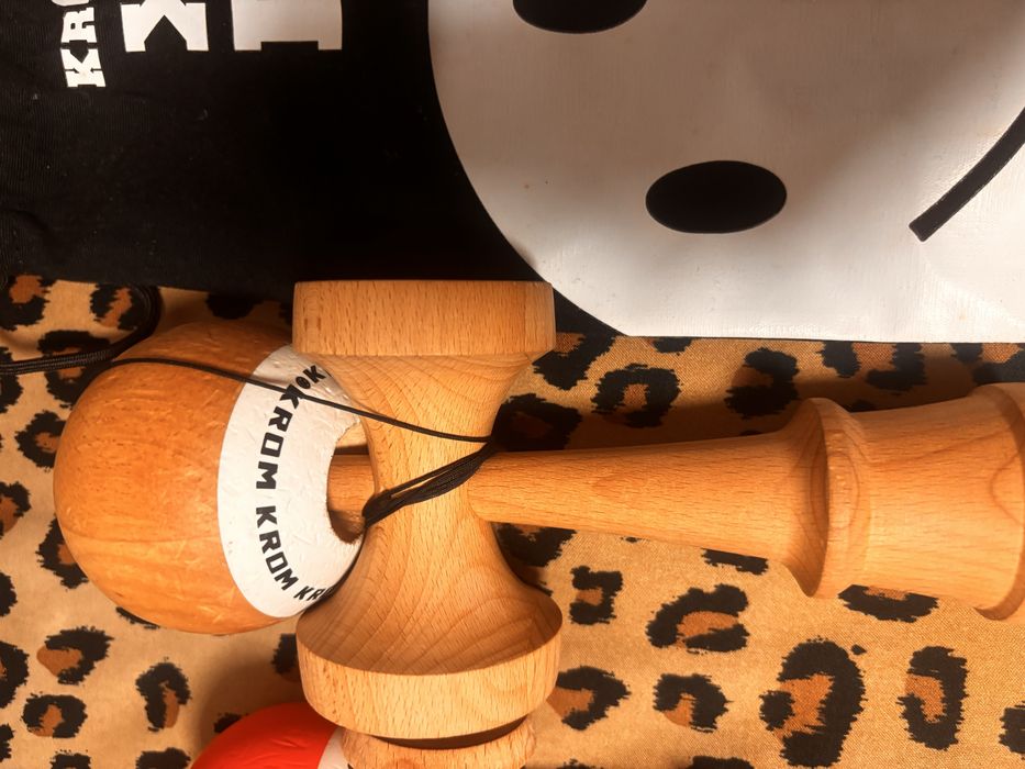 Kendama KROM  XL
