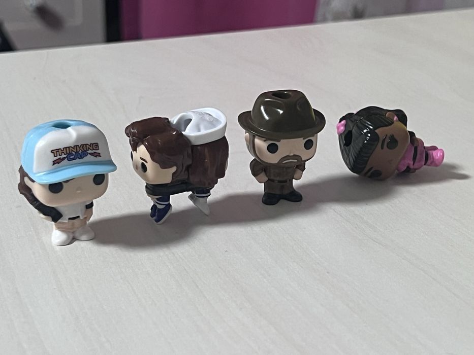 продаю игрушки осд с киндера joy