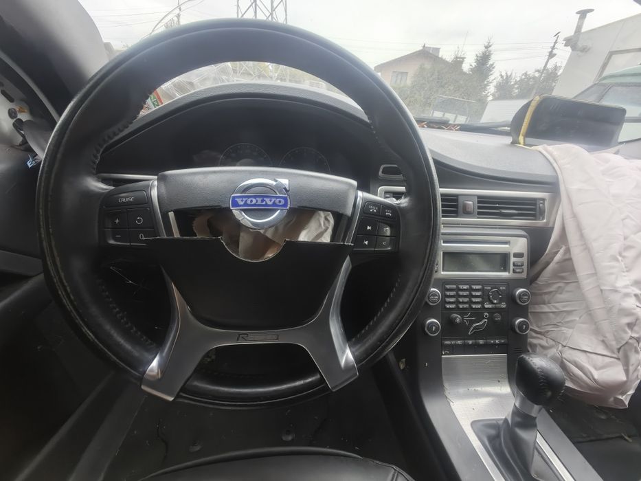 Volvo V70 BW 2.0 136hp на части