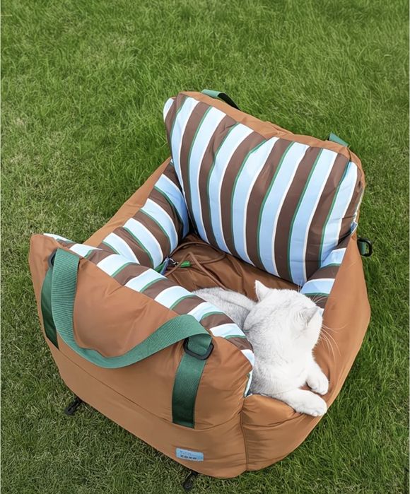 Переноска для кошек и собак