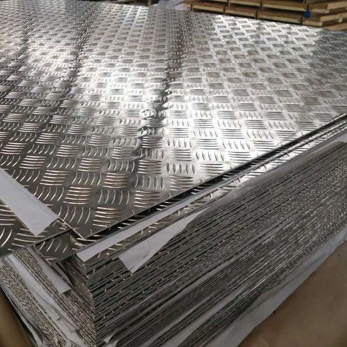 Алюминиевый рифлёный лист