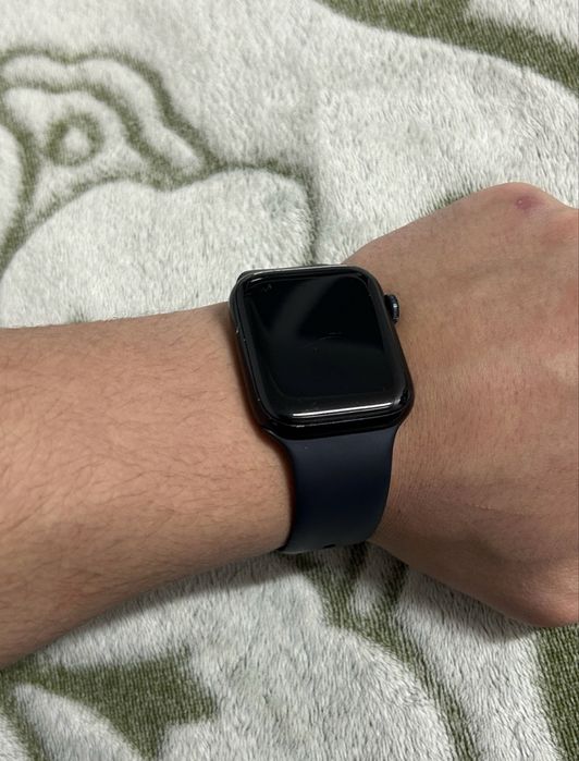 Apple watch 8 series