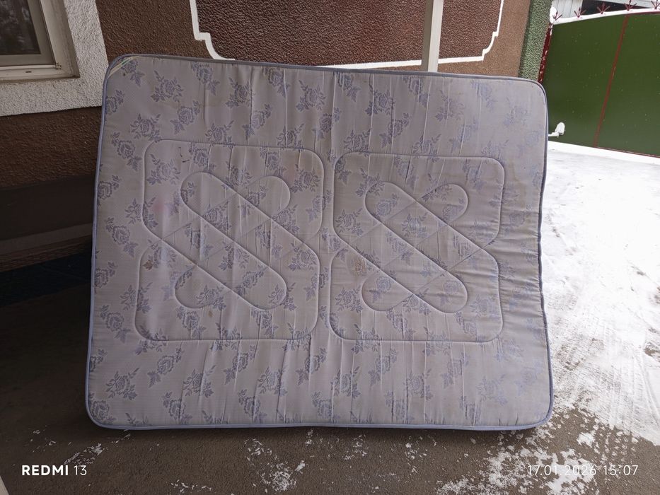 Отдам бесплатно матрас