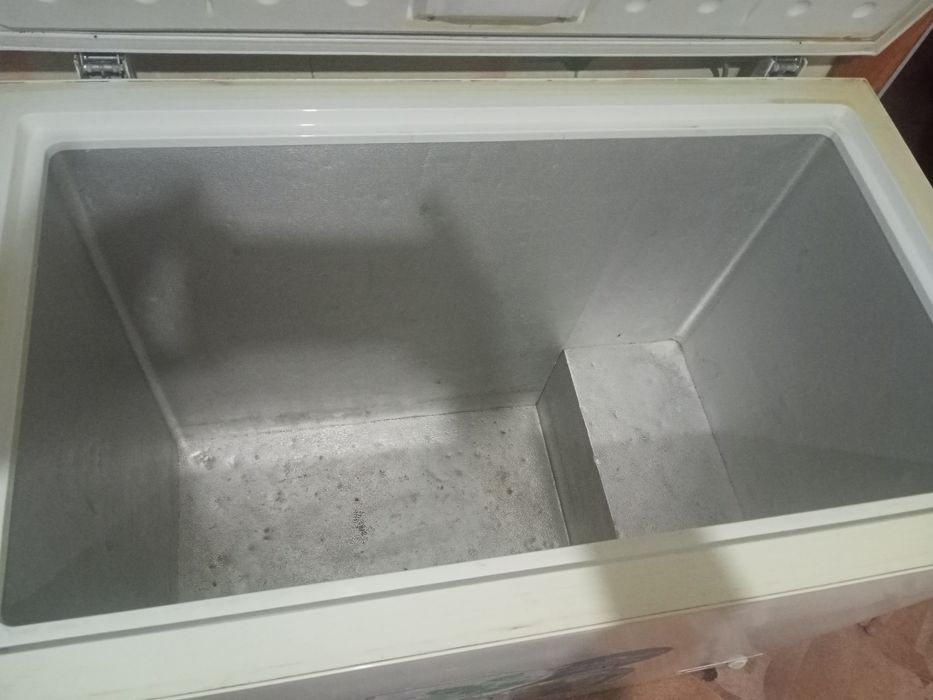 Продам морозильник