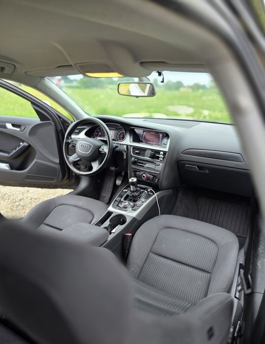 Vand Audi A4 B8.5 Avant 2.0tdi 136cp negociabil