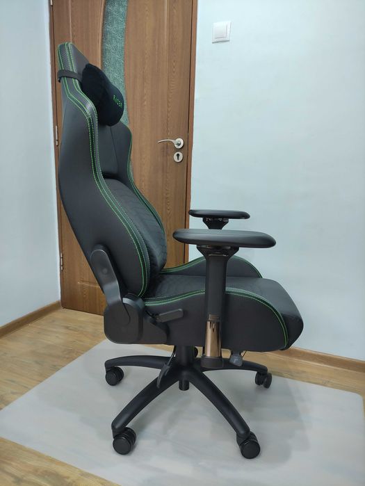 Scaun gaming Razer Iskur + Protectie pardoseala