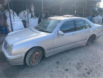 Mercedes-Benz E 200 2.2  автомат  НА ЧАСТИ !!!