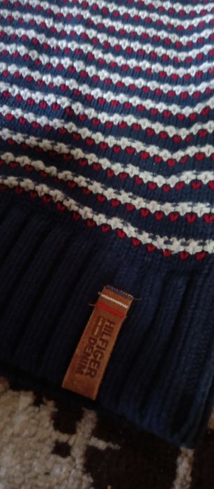 pulover Tommy Hilfiger / L