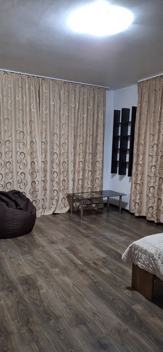 Proprietar închiriez garsonieră