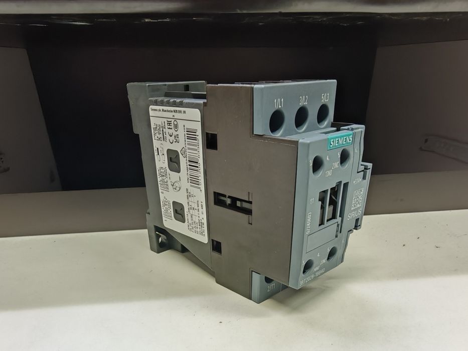 Contactor Siemens 38A 400V 3Pol 3RT2028-1BB40
