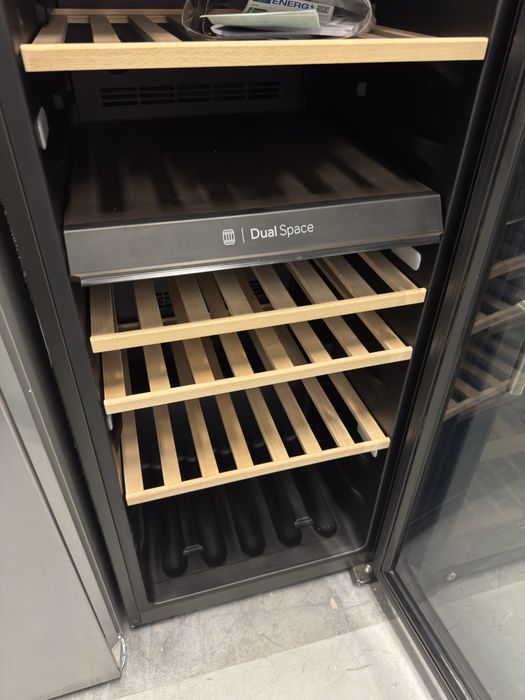 Vinotecă Haier Wine Bank 50 Series 5 HWS79GDG