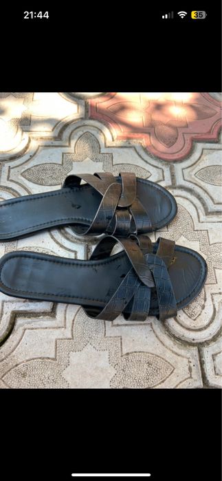 Slapi sinsay marimea 40