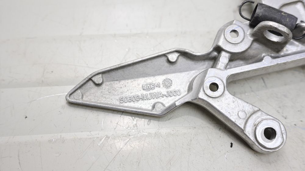 Suport Scarita Fata Dreapta Honda CBR500R 2013 - 2018