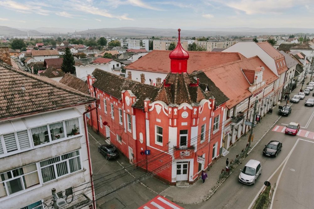 Vand cladire ultracentrala / spatii comerciale