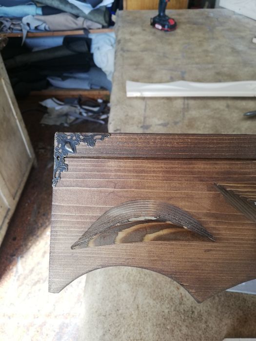 Етажерки битови.