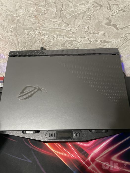 Asus Rog Strix G17 (Ryzen7 6800H + RTX 3060 + 16GB DDR5)