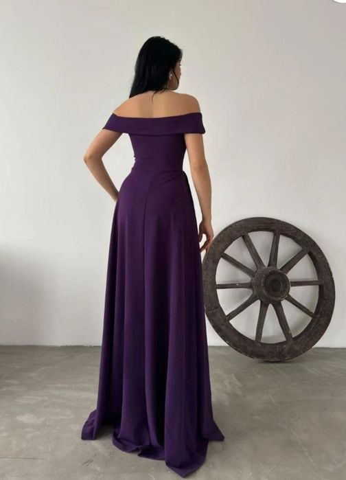 Вечерна лилава рокля