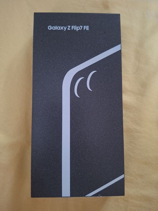 Samsung Galaxy Z Flip 7 FE 128 GB, RAM 8 GB, 50+12 MP, 5G
