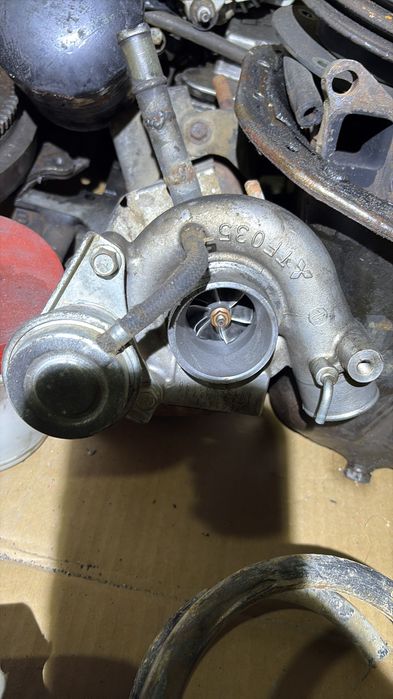 Продам турбину на паджеро 4м40