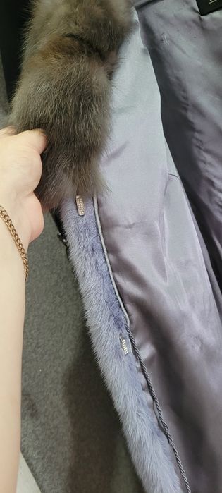 Продам шубу норковую