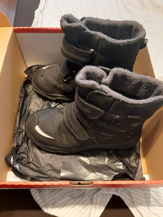 Urgent!Ghete copii SuperFit marime 33+ghete Decathlon marime 33+altele