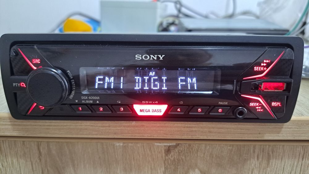 Radio MP3 Player Auto Sony DSX-A200UI - USB, AUX, Mega Bass - Stare Excelentă