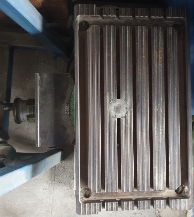 Синусова маса за фреза