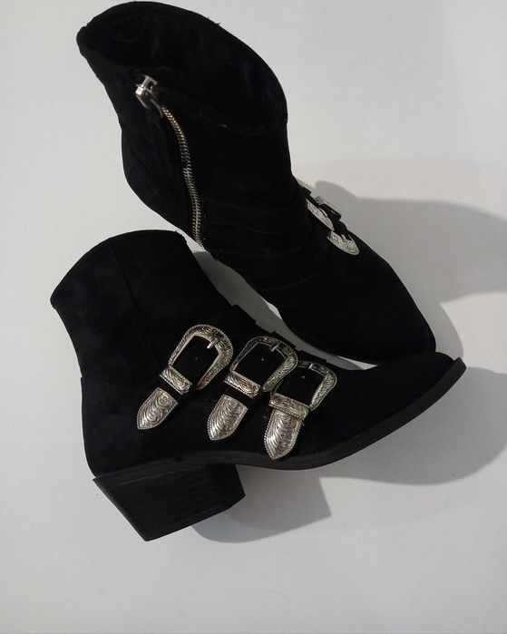 Дамски боти  по крака