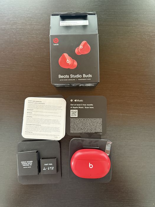 Casti beats full box