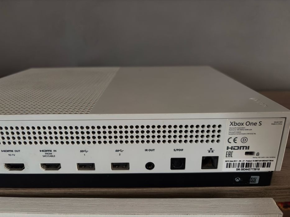 Xbox One S 500 Gb