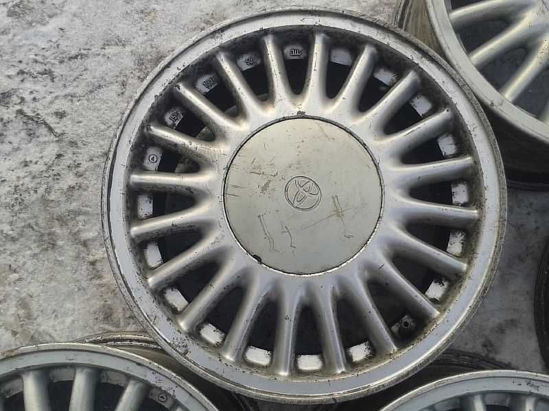 Продам ОДИН оригинальный легкосплавный диск