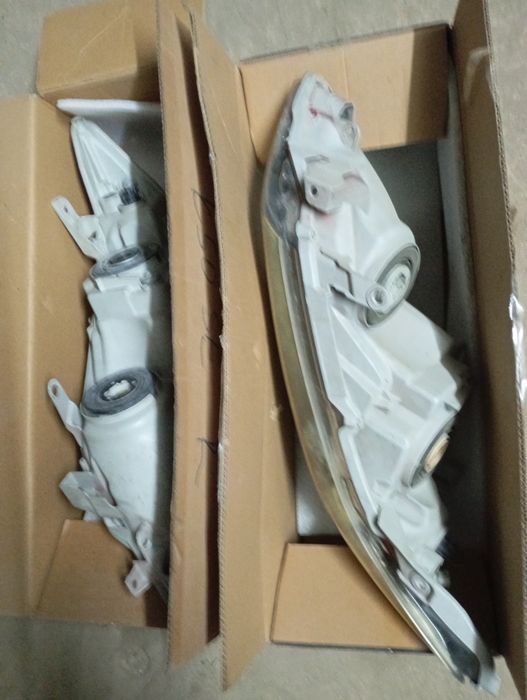 Фары на Камри 50 рестайлинг американецнг