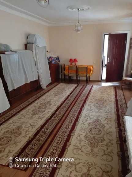 Продаются 2 дома в кибрае, 19 соток. Qibrayda 19 sot 2 ta uy sotiladi.