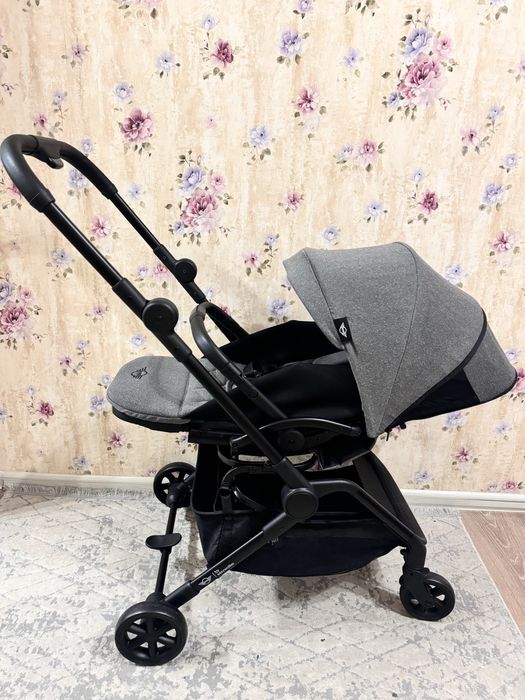 Продам коляску Easy walker