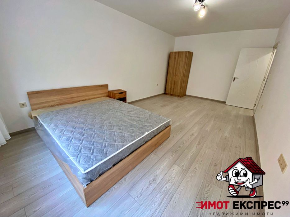 Дава се под наем Тристаен апартамент в Асеновград - 90 кв.м за 306 € - Снимка #11