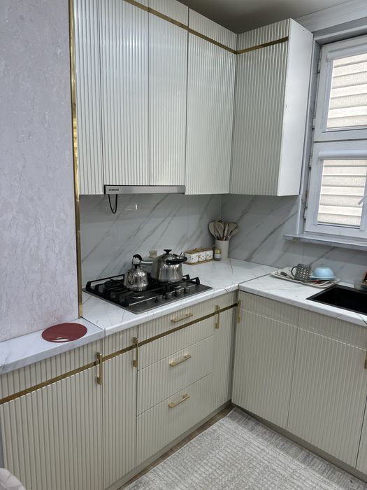 Кухынный гарнитур