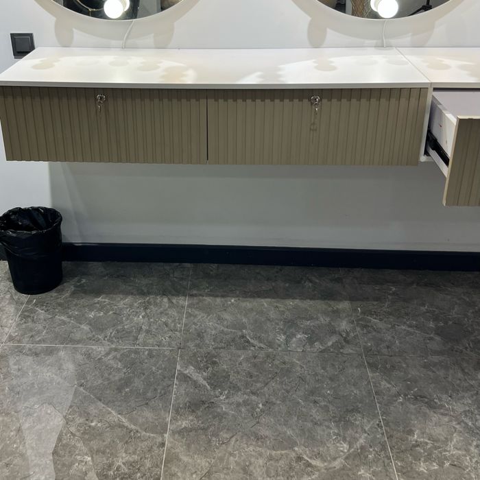 Mebel salon uchun