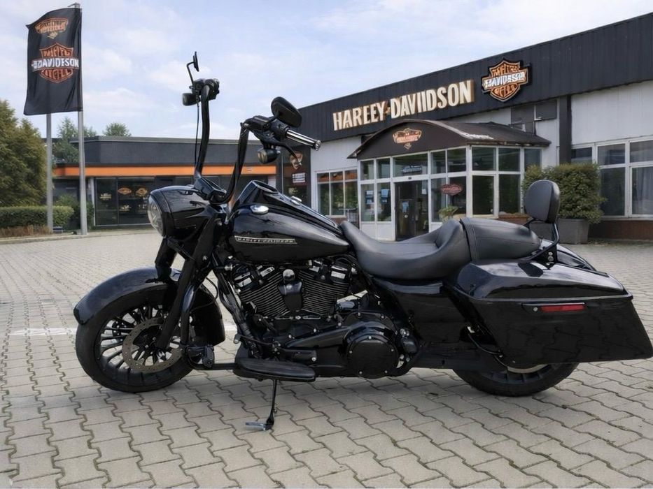 Harley-Davidson Road King Special FLHRXS 107 CI – 2017 – Vivid Black