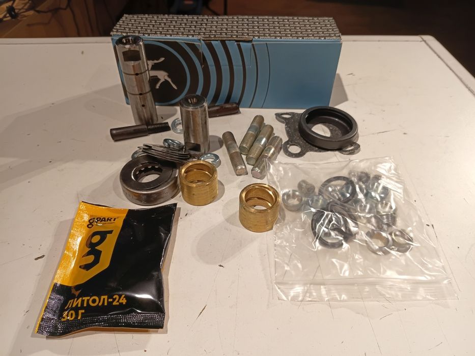 Комплект поворотного кулака соболь 4х4