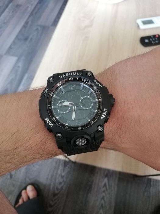 Часовник Basumiu Mud/Water/Vibe Resistant – нов