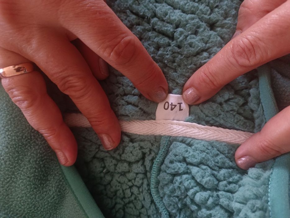 Продам костюм, как для девочек так и для мальчика