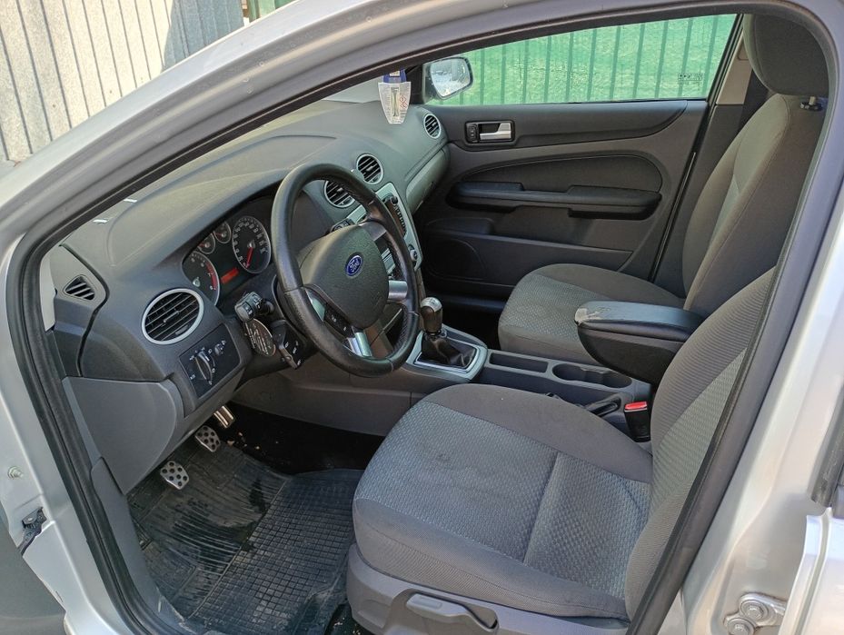 Ford Focus 2 benzina