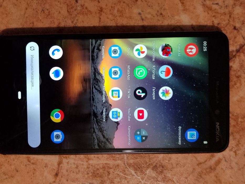 Продам телефон срочно