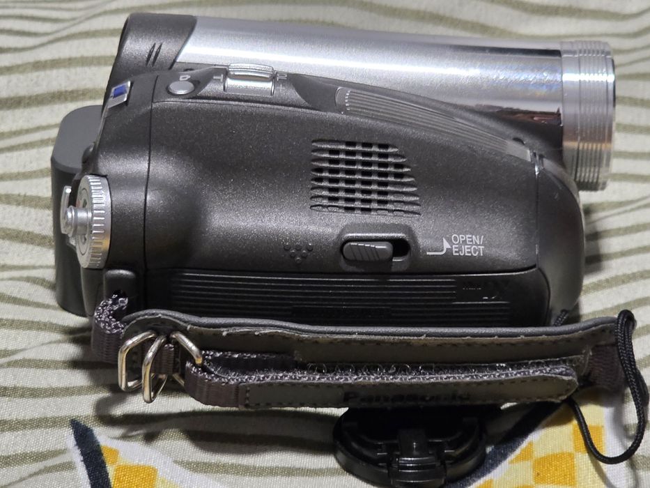 Cameră video cu caseta miniDV Panasonic NV-GS60 Impecabila