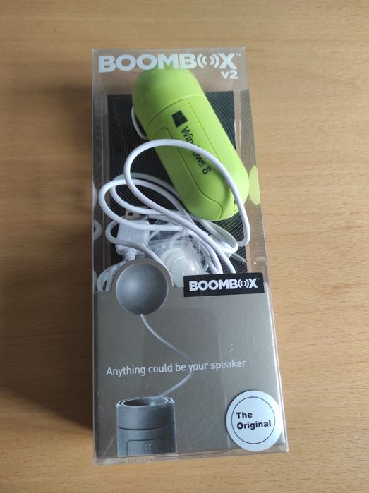 Оригинална преносима  аудио колонка BOOMBOX в атрактивен зелен цвят