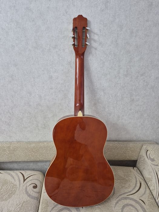 Гитара новая классическая