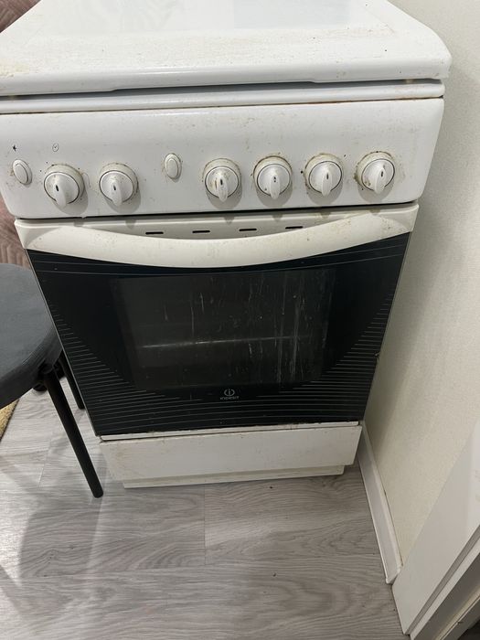 Газовая плита Indesit