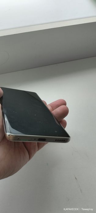 Продается телефон HONOR X9B