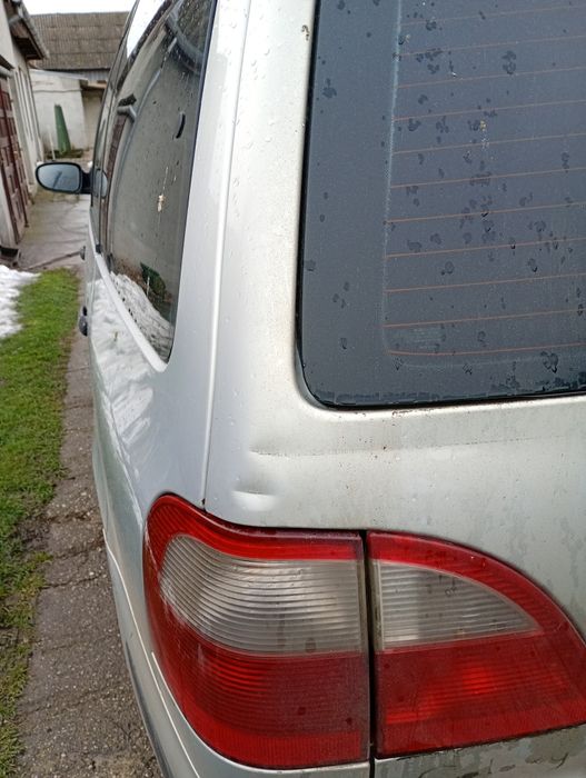 Vand Ford Galaxy din anul 2000